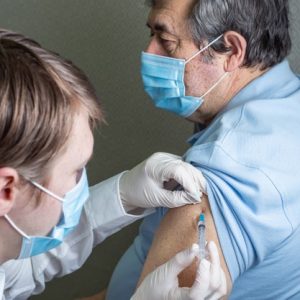 Începând cu data de 12 iulie 2021 este deschis centrul de vaccinare din orasul Pantelimon