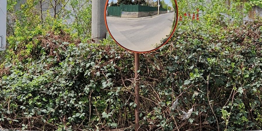 Oglinda din intersectia Str Garii- Șos. Fundeni