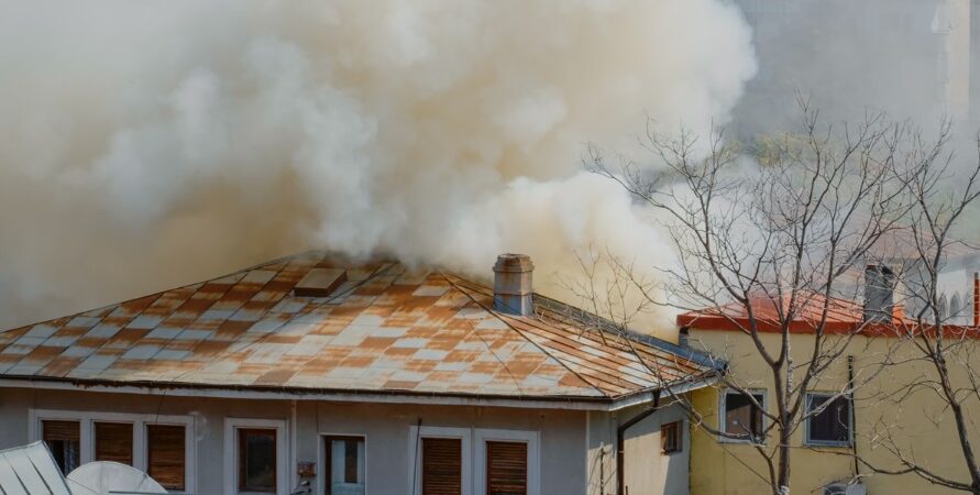 Informare privind siguranța locuințelor în sezonul rece: verificarea coșurilor de fum, a instalațiilor de gaze și a centralelor termice Informare privind siguranța locuințelor în sezonul rece: verificarea coșurilor de fum, a instalațiilor de gaze și a centralelor termice